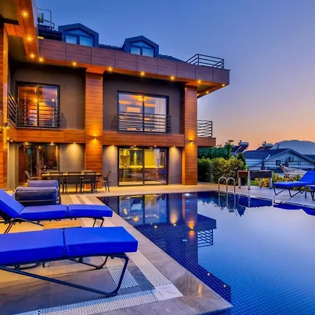 Luxury Close To Shops And Restaurants -large Garden Pool Table And Table Tennis * Fethiye