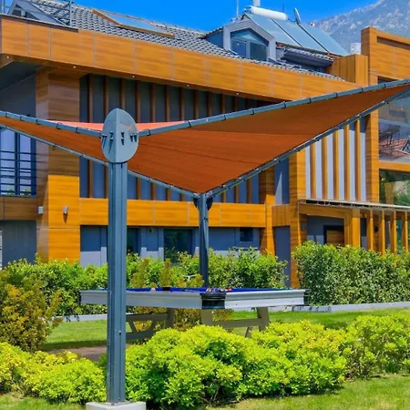 Luxury Close To Shops And Restaurants -large Garden Pool Table And Table Tennis Villa Fethiye