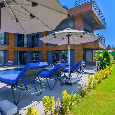 Luxury Close To Shops And Restaurants -large Garden Pool Table And Table Tennis * Fethiye