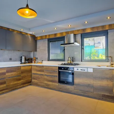 Oludeniz 4 Bedroom 4979 Villa Fethiye