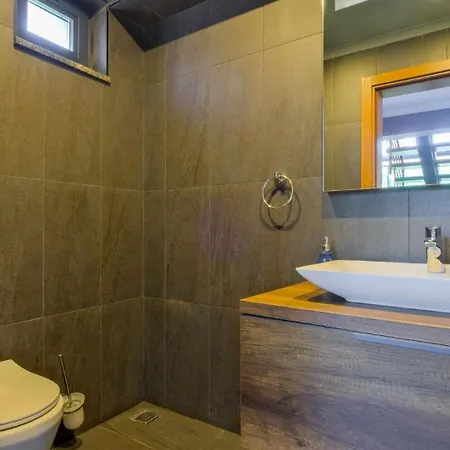 Oludeniz 4 Bedroom 4979 Villa Fethiye