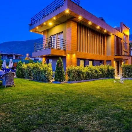 Oludeniz 4 Bedroom 4979 Villa