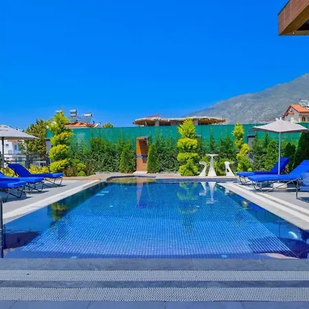 Villa Oludeniz 4 Bedroom 4979 *