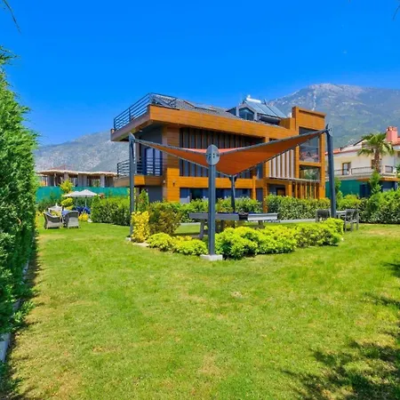 Oludeniz 4 Bedroom 4979 Villa *