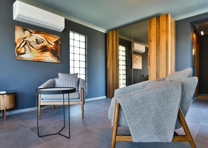 Luxury Close To Shops And Restaurants -large Garden Pool Table And Table Tennis Villa Fethiye