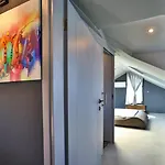 빌라 Luxury Close To Shops And Restaurants -large Garden Pool Table And Table Tennis